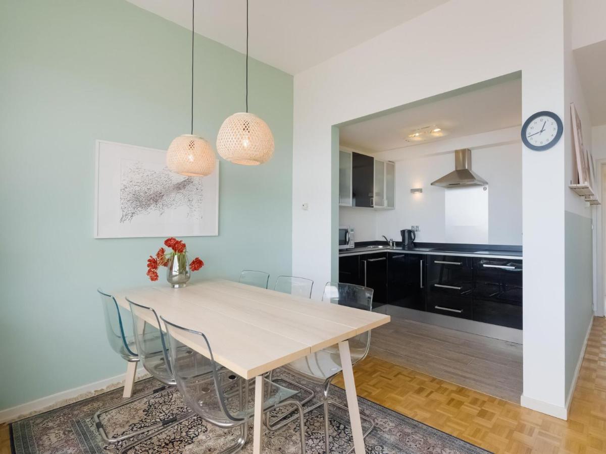 Comfortable In With Sea Views Apartment