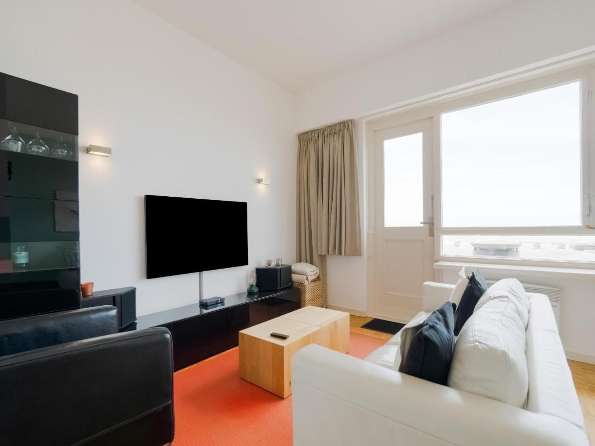 Comfortable In With Sea Views *